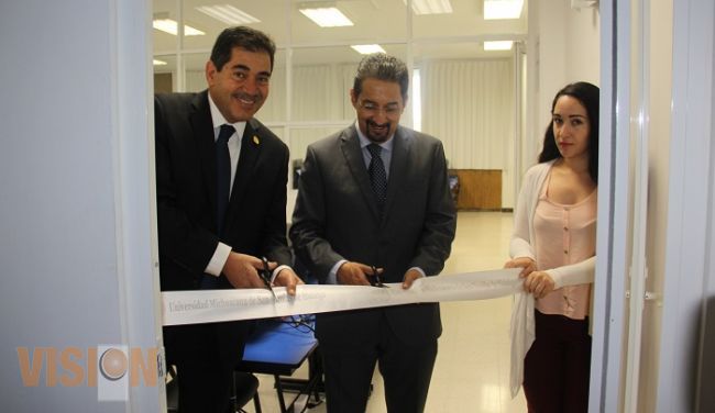 Estrenan laboratorios y sala de cómputo en Ingeniería Civil