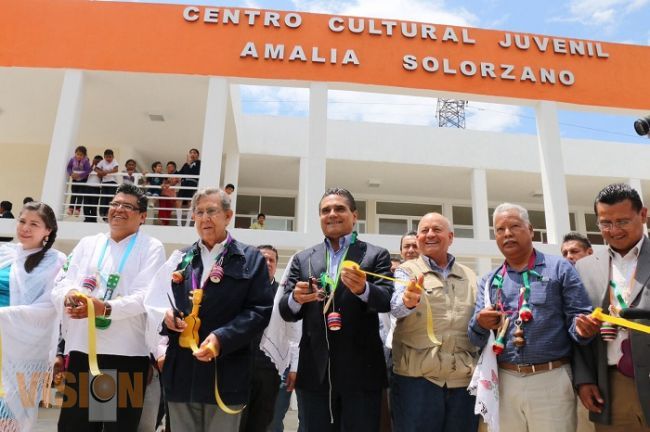 Los espacios deportivos generan grandes expectativas para el futuro de los jóvenes: Silvano