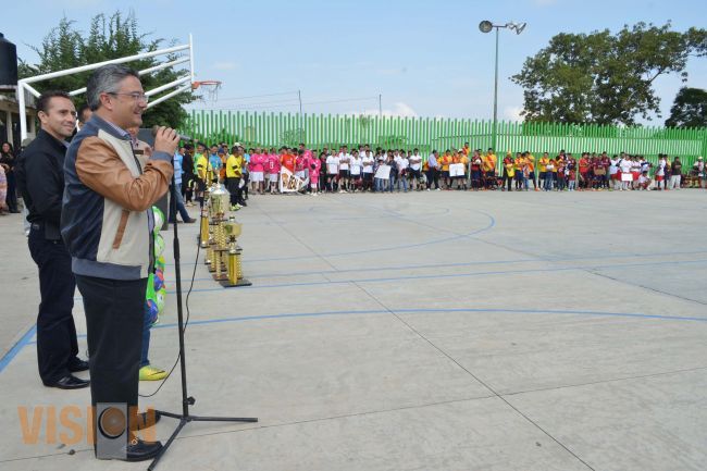 Preside Abud arranque de liga  de futbol de Jesús del Monte 
