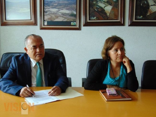 Signan convenio Cobaem y empresa constructura para construir plantel Morelia