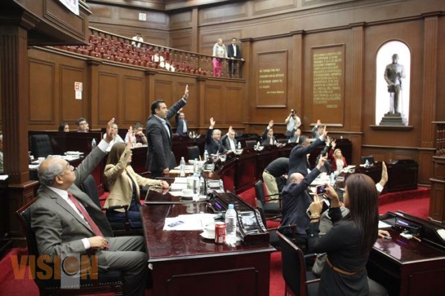Aprueban diputados Código Familiar, sin incluir matrimonios gay