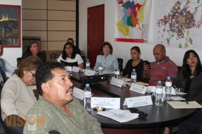 Toman protesta los nuevos integrantes del Comité Estatal de Transparencia 