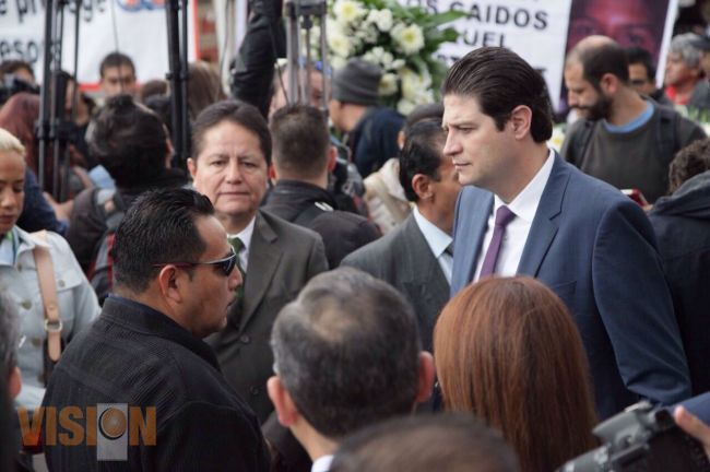 Alfonso Martínez se compromete a realizar enlaces de víctimas del 15/09/08 con autoridades estatales