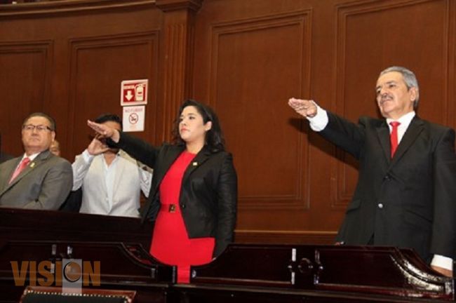 Rinden protesta 3 nuevos diputados‏ del PRI tras fallo del TEPJF