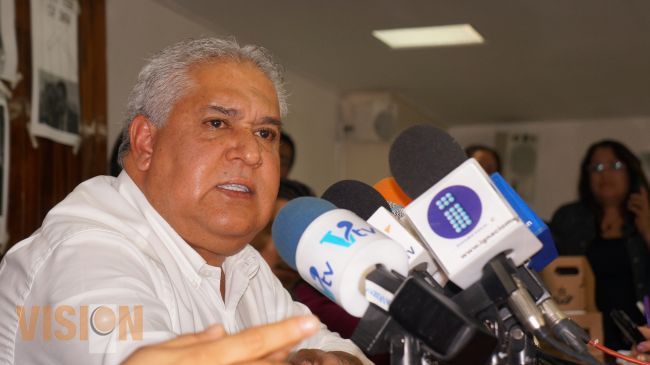 Justifica Lalo Tena que no hay toma de Rectoria, 