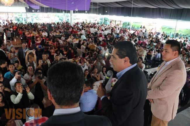 Se debe trabajar para alcanzar la igualdad plena en los poderes del estado: Silvano Aureoles