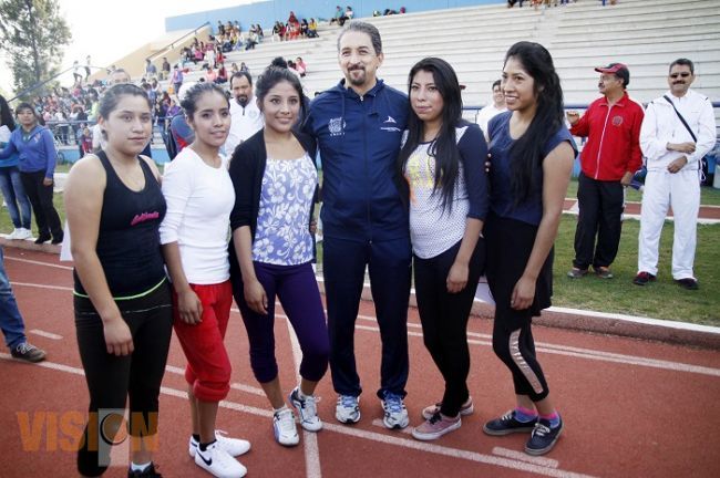 Moradores de albergues estudiantiles de la CUL se unen a Jornadas Deportivas