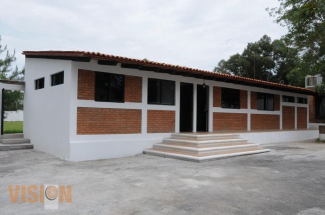 Inaugura gobernador dormitorios para el cuerpo de Ayudantía‏