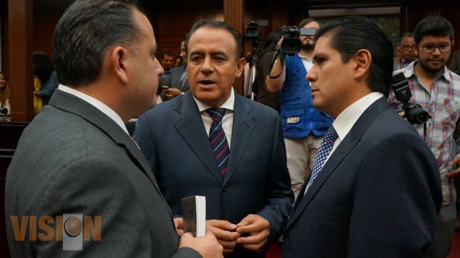 Sigue el jaloneo de comisiones en el Congreso del Estado, se van a receso 