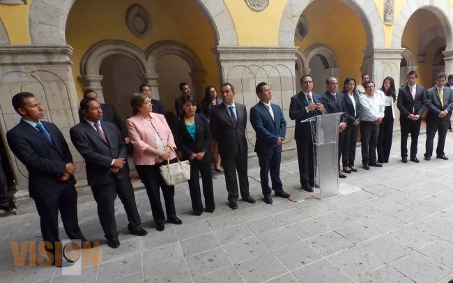 Silvano Aureoles rompe con el hermetismo de su Gabinete, hoy lo anuncia públicamente 