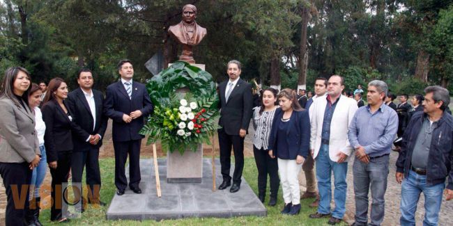 Llama Medardo Serna a construir una nueva era inspirada en los Sentimientos de la Nación