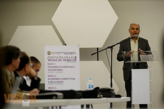 Exponen alternativas de desarrollo para el Centro de Histórico de Morelia