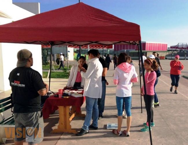 Realiza IMDE caravana médica en unidades deportivas