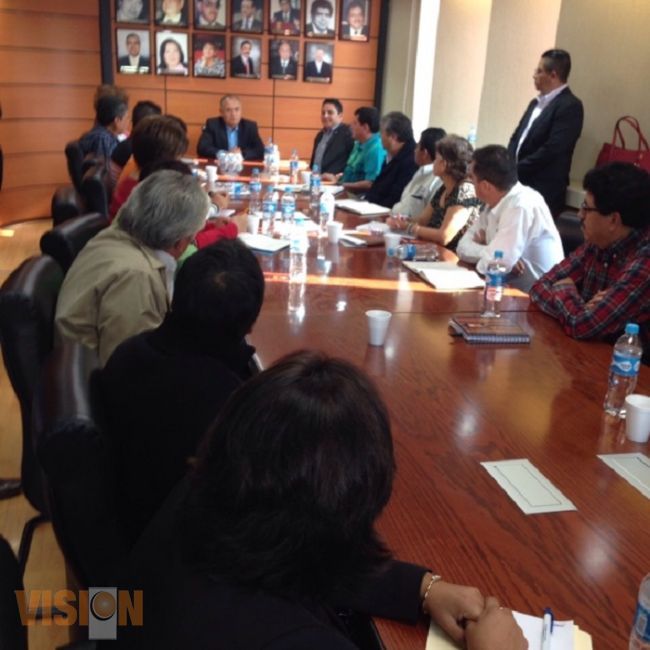 Se reúne Director General del Cobaem con integrantes del SITCBEM