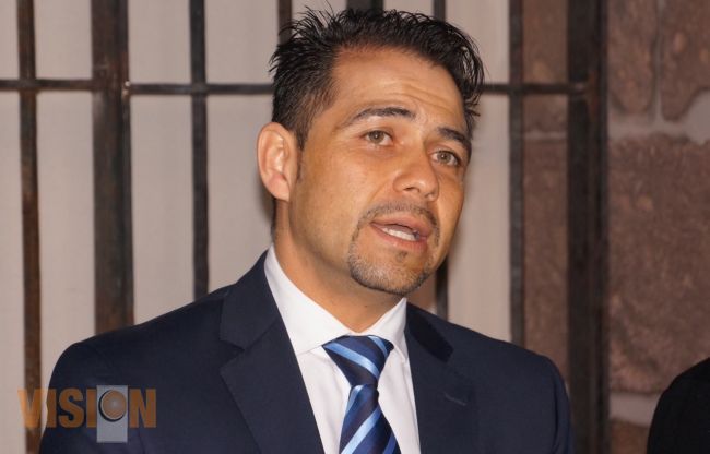 El diputado Manuel López informa que se redujo un 52% los recursos para política social 
