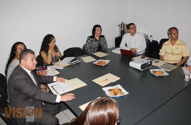 Acercan financiamiento a Mipymes en Uruapan