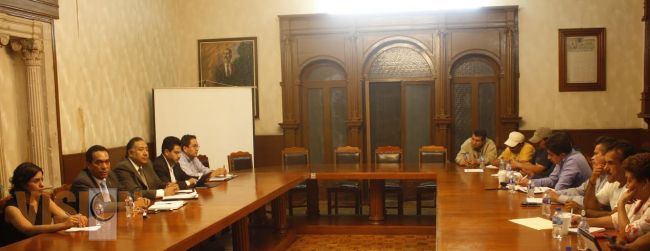 Garantiza el secretario de Gobierno pago de nómina a los trabajadores de la educación 