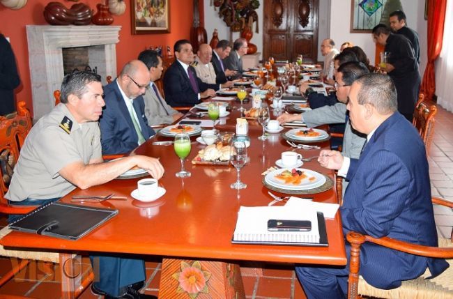 Gobernador Silvano Aureoles y Grupo de Coordinación Michoacán revisan la ejecución de programas