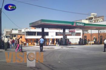 Enfrentamiento en Zitácuaro provoca incendio en gasolinera