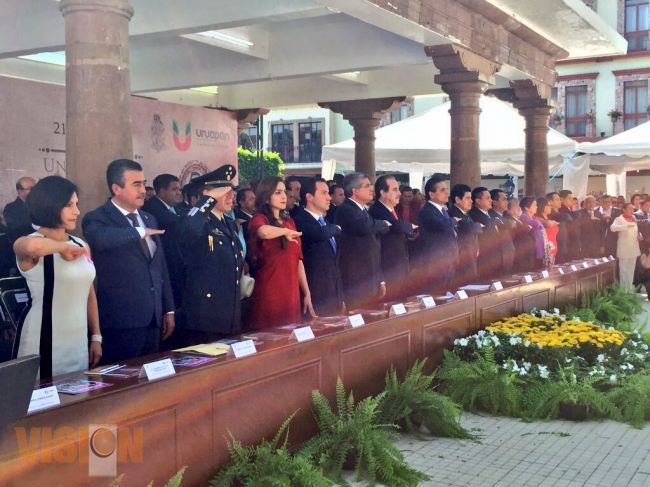 El Gobernador Silvano Aureoles, preside acto a Los Mártires de Uruapan