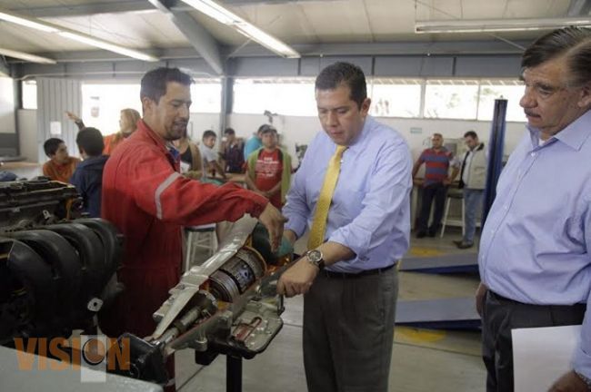 Firma Icatmi convenio para ampliar cobertura en Tuxpan