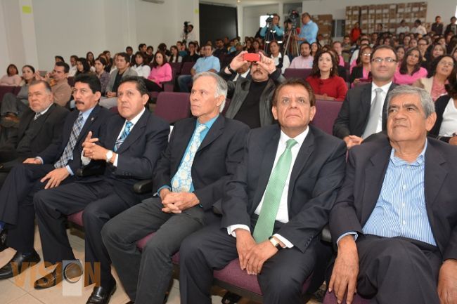 Llama el rector a economistas nicolaitas a aprovechar áreas de oportunidad‏ 