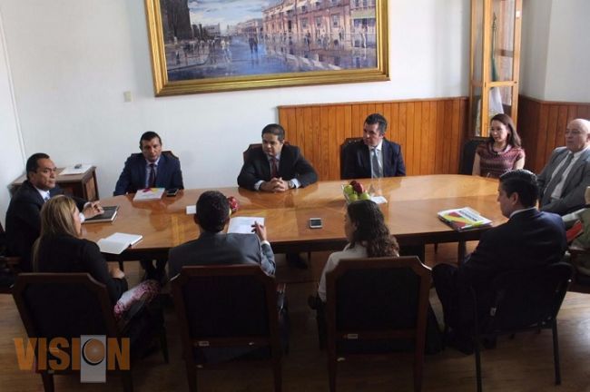 Se reúne el Secretario de Gobierno con el Consejo del Colegio de Notarios de Michoacán 