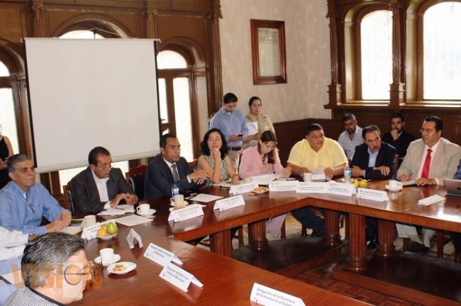Instala Segob Mesa Interinstitucional para el Desarrollo de Aquila
