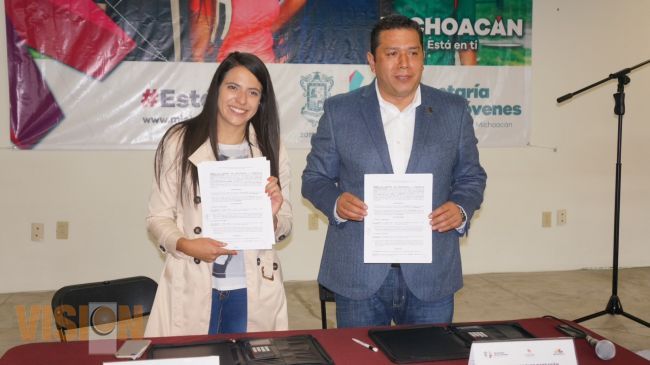 Entregarán Sejoven y el ICATMI 301 becas para que jóvenes se enseñen un oficio 