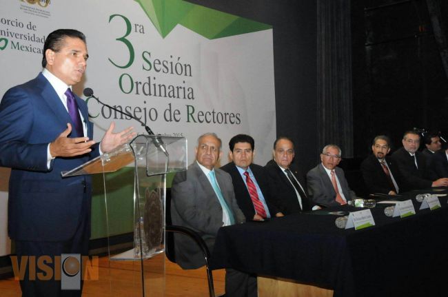 Reitera Silvano Aureoles su compromiso por ampliar la cobertura educativa un 40% en seis años