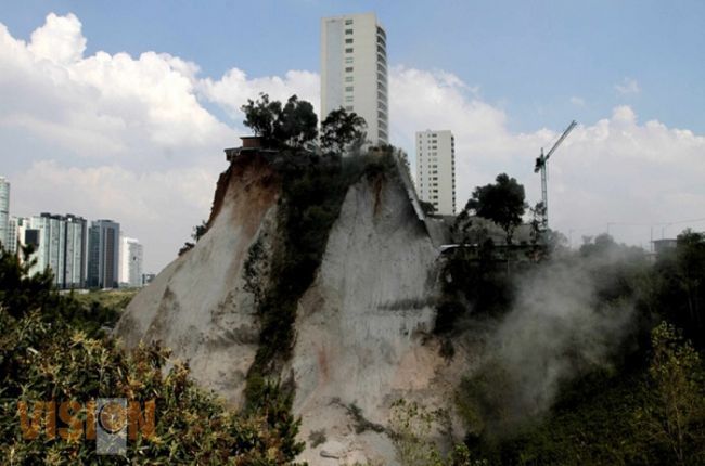 Nuevos derrumbes en Santa Fe confirman lo que ocurrirá en la Loma de Santa María