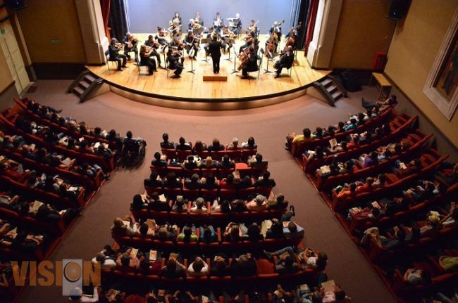 La UMSNH rinde homenaje a profesora de la FPBA