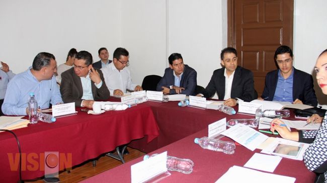 Comisiones Unidas aprueban 16 leyes de ingresos municipales