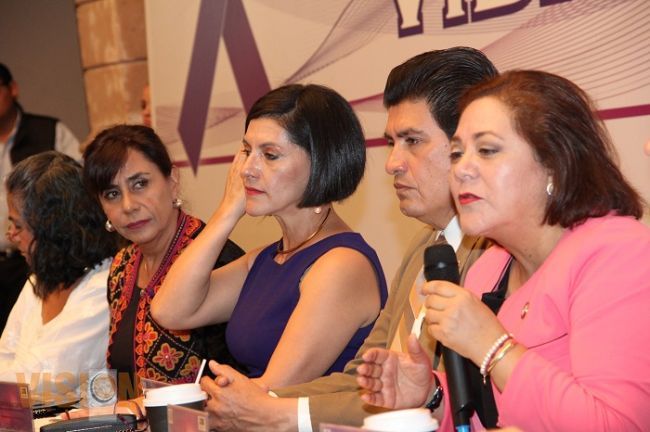 Convoco a gobierno y sociedad a unirnos y eliminar la violencia contra las mujeres: Rocío Pineda