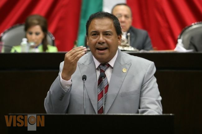 Exhorta “Lupo” Hernández a dotar de medicamentos al sector salud para la esclerosis múltiples