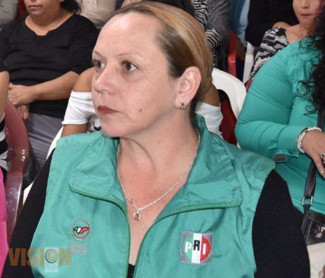 Chava Peña realiza una campaña de compromisos con las clases vulnerables: Adriana Bustamante
