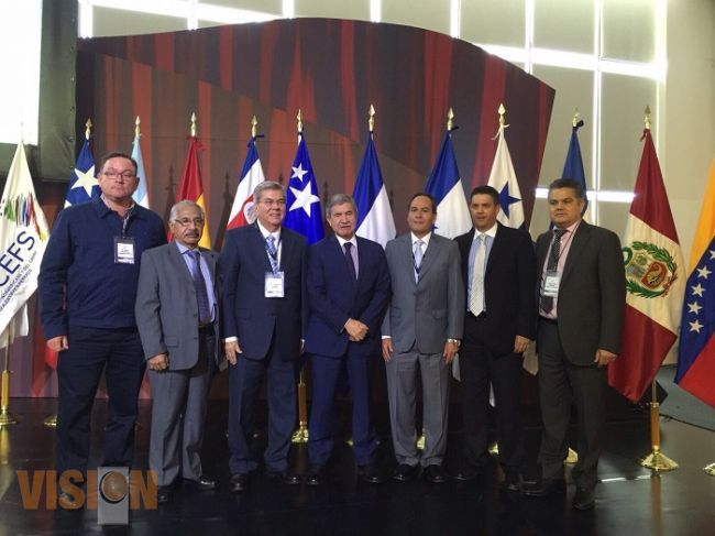 Asiste titular de ASM a designación de nuevo presidente de organización internacional de auditores