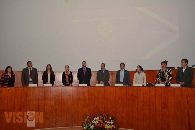 Plantean rediseño curricular en Facultad de Químico Farmacobiología de la UMSNH