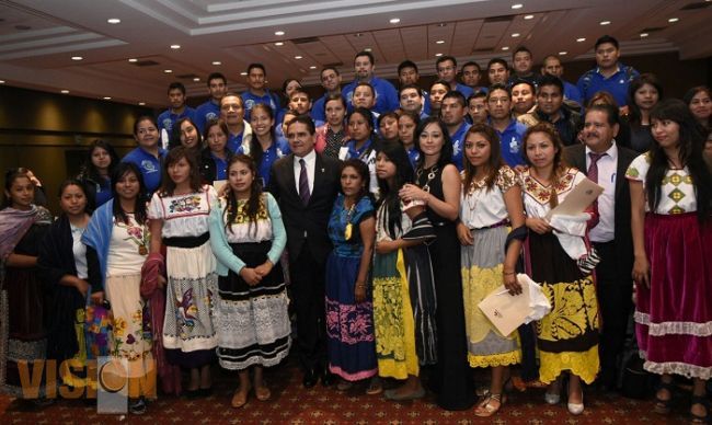 Compromete Silvano Aureoles políticas públicas de desarrollo, no asistencialistas para Michoacán