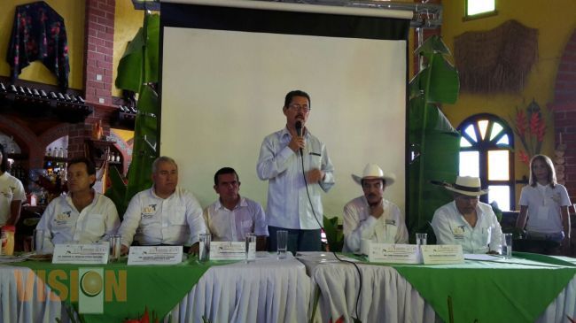 Productores de plátano de Coahuayana son beneficiados con recursos del programa de contingencias