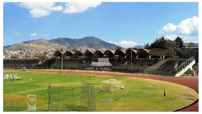 Arranca remodelación de estadio para visita del papa a Michoacán
