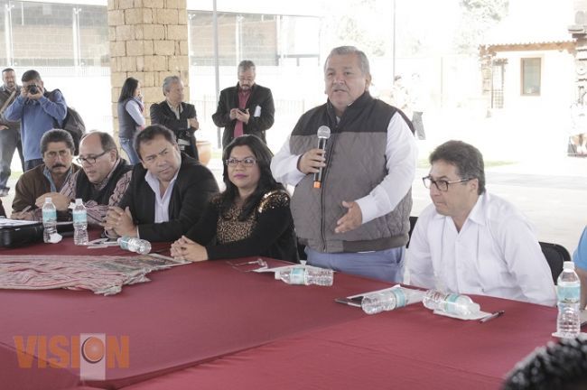 Pactan Ayuntamientos con Cuba y diputados intercambio en acciones de salud, cultura y deporte