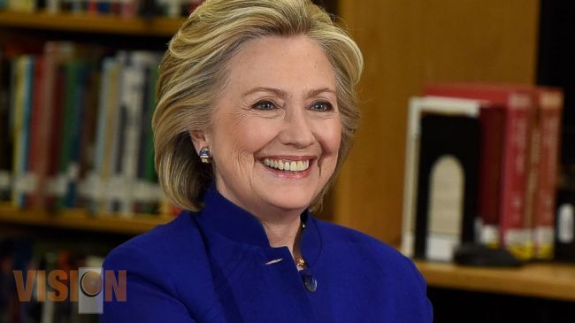 Hillary Clinton, gana debate ante Bernie Sanders, recibe respaldo de migrantes michoacanos