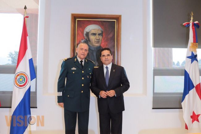 Destaca Sedena, decisión y firmeza en gestión de Silvano Aureoles 