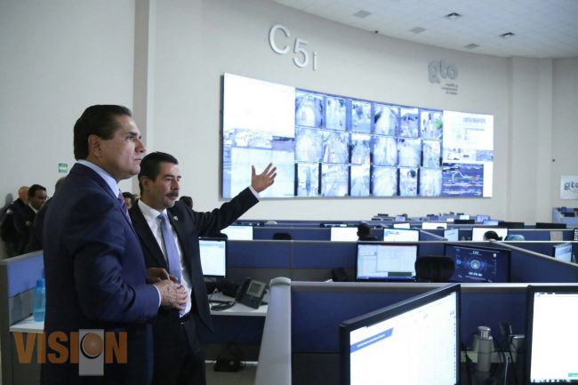 El Gobernador Silvano Aureoles recorre instalaciones del C51 de Guanajuato