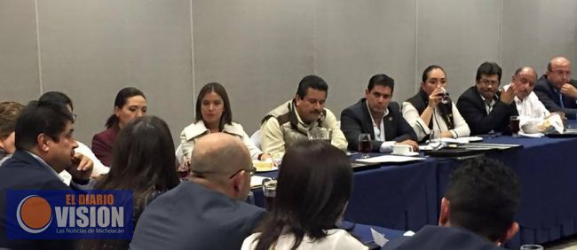 Exhorta Núñez Aguilar ampliar polígonos de pobreza en reunión de diputados del PRI y PVEM