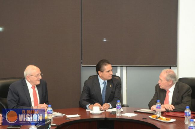 El Gobernador Silvano Aureoles, revisa proyecto para reactivar minería en Angangueo