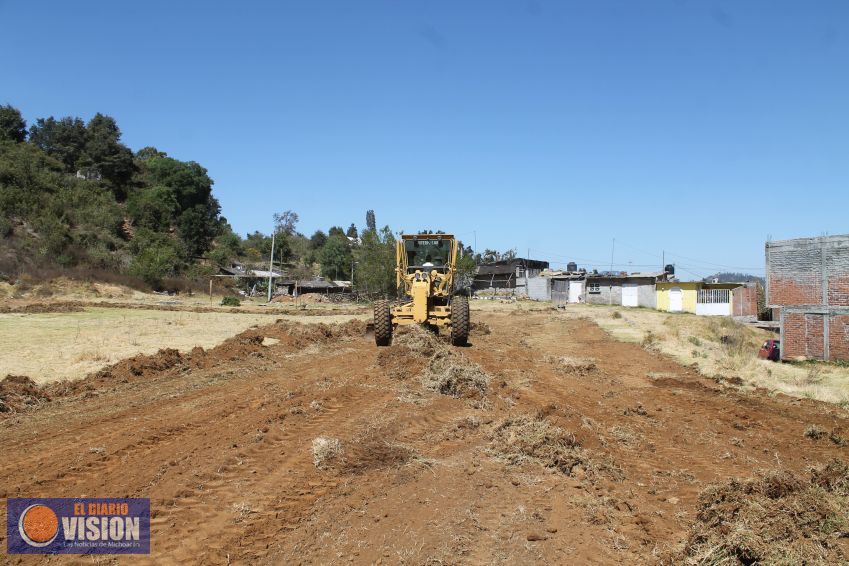 Ayuntamiento de Pátzcuaro inicia rehabilitación de espacios deportivos 