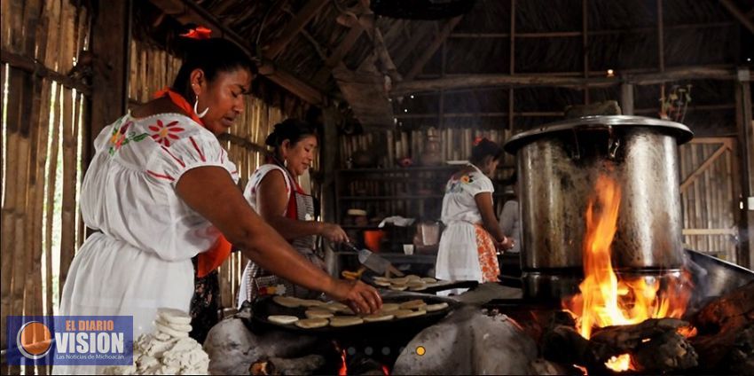 Inició la exposición “Aromas y Sabores de la Cocina Tradicional”