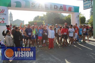 Realizan la carrera atlética 